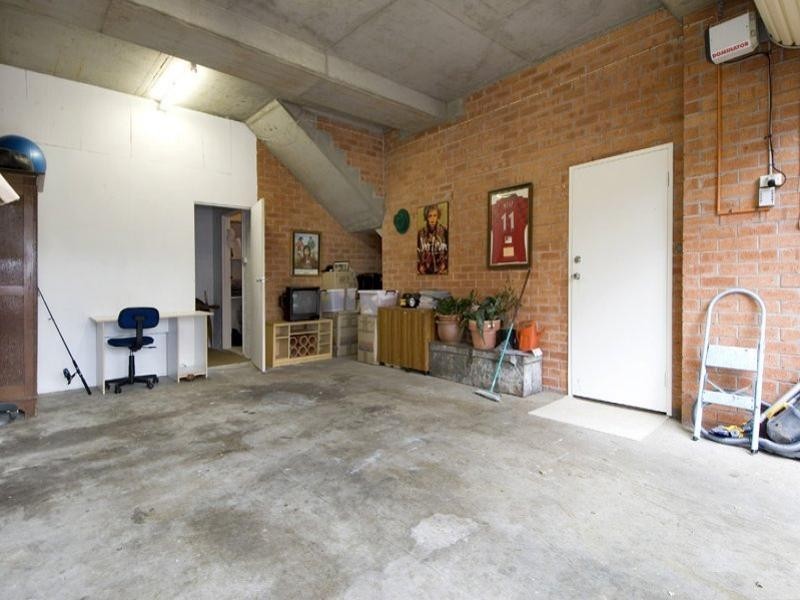 2/17  Terrol Crescent, Mona Vale NSW 2103