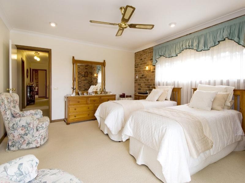 2  Konda Close, Bayview NSW 2104