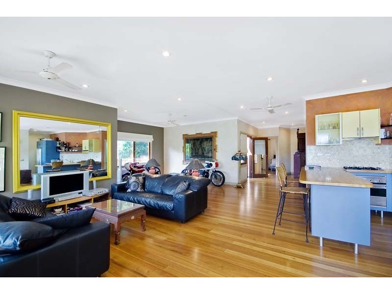 24 Kananook Avenue, Bayview NSW 2104