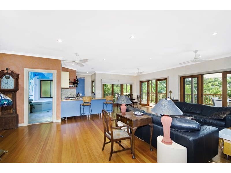 24 Kananook Avenue, Bayview NSW 2104