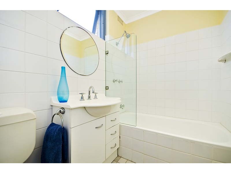 2/12 Goodwin Street, Narrabeen NSW 2101