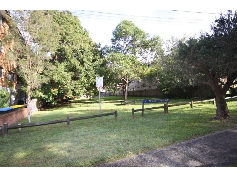 10/1 Woolcott Street, Newport NSW 2106