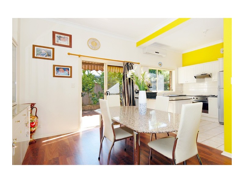 2/735 Warringah Road, Forestville NSW 2087