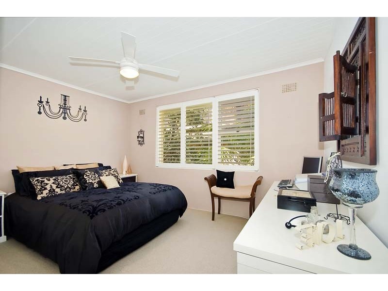 4/3 Terrol Crescent, Mona Vale NSW 2103