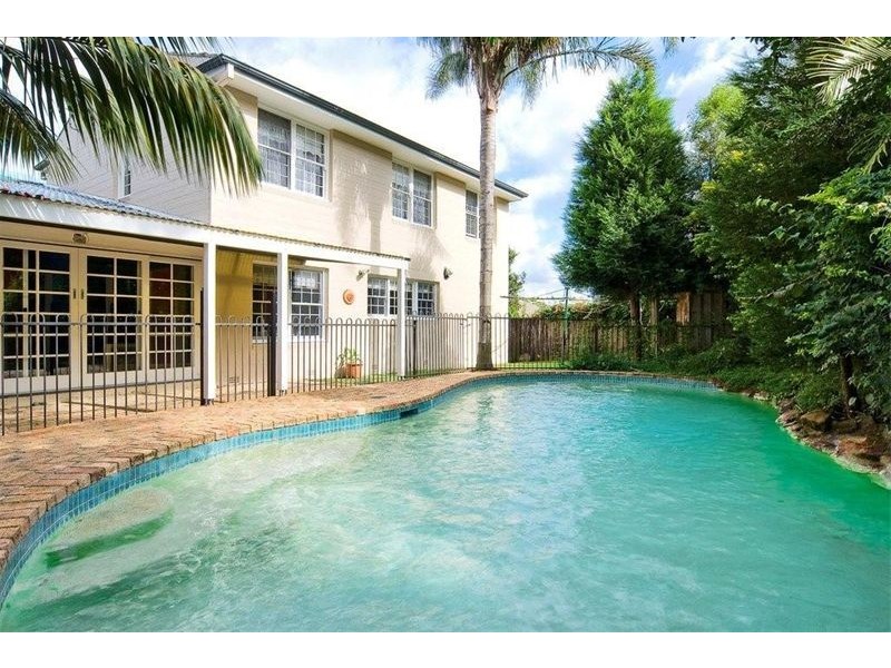 6 Aranda Drive, Frenchs Forest NSW 2086