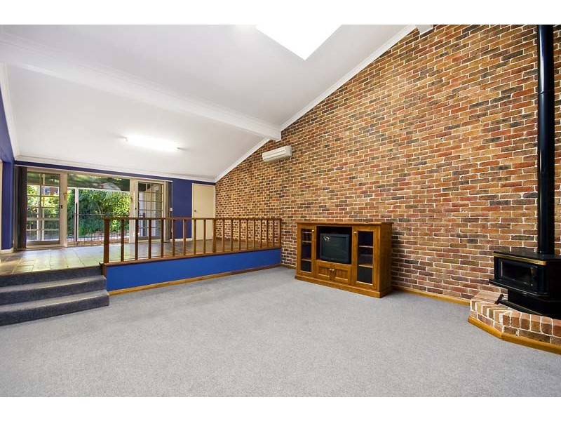 6 Aranda Drive, Frenchs Forest NSW 2086