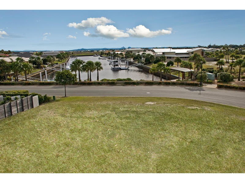 116 Marina Boulevard, Banksia Beach QLD 4507