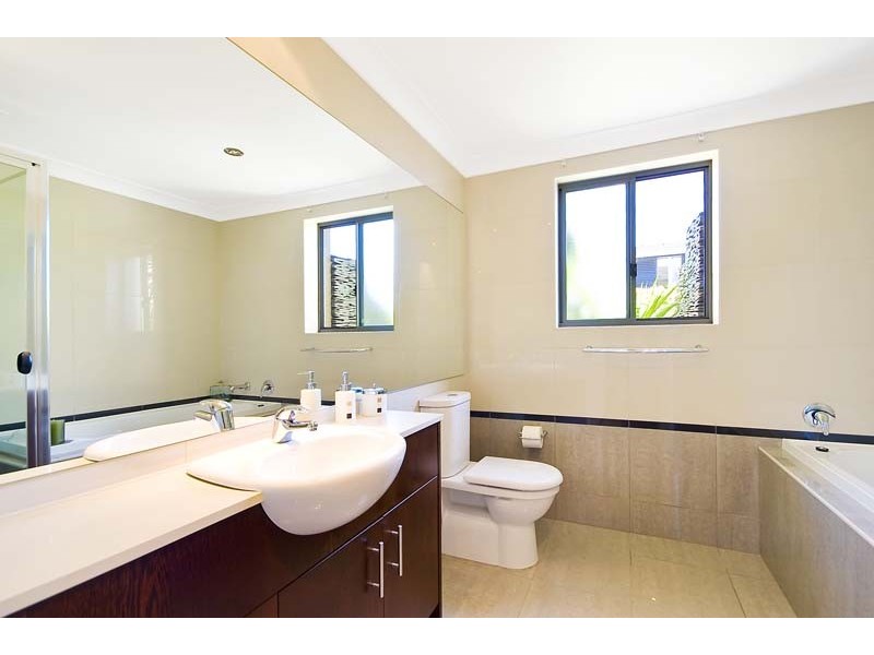 40/28-32 Sturdee Parade, Dee Why NSW 2099