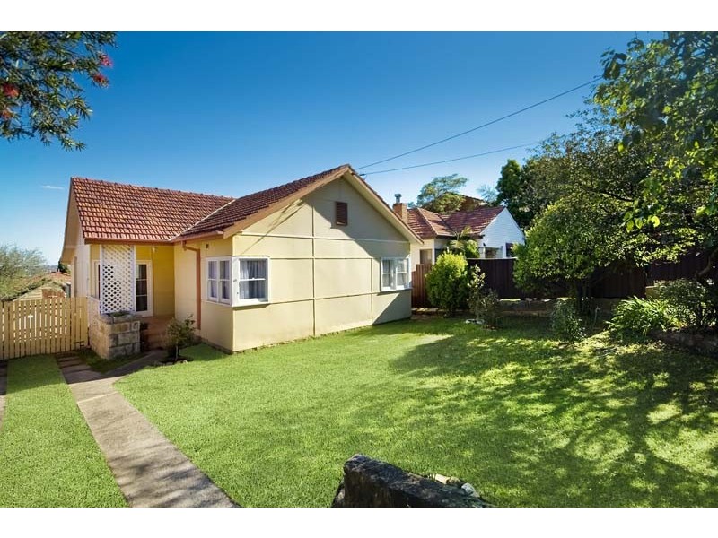 111 Warringah Road, Narraweena NSW 2099