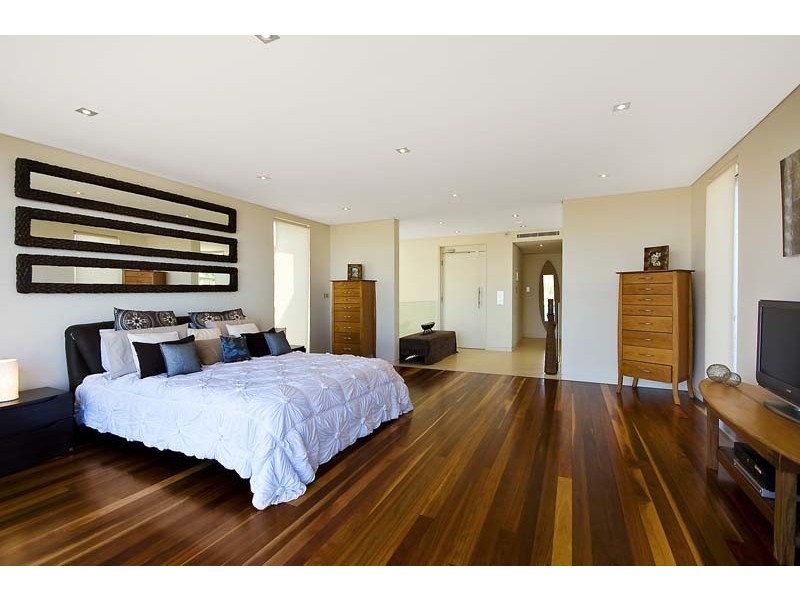 109 Headland Road, Curl Curl NSW 2096