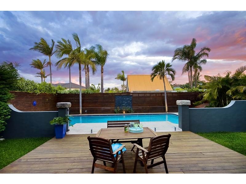 8 Brissenden Avenue, Collaroy NSW 2097