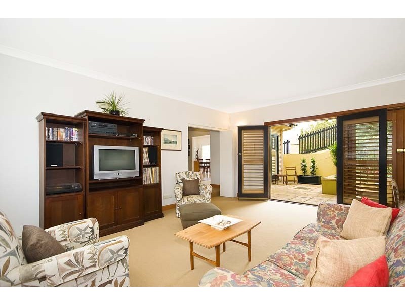 94 Barrenjoey Road, Mona Vale NSW 2103