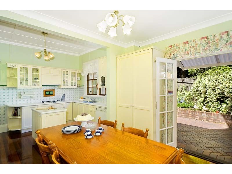 102 Delmar Parade, Dee Why NSW 2099