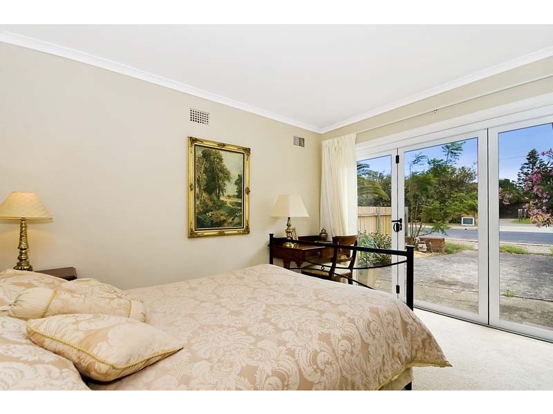 11 Wellington Street, Narrabeen NSW 2101
