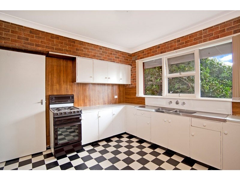 9 Campbell Ave, Dee Why NSW 2099