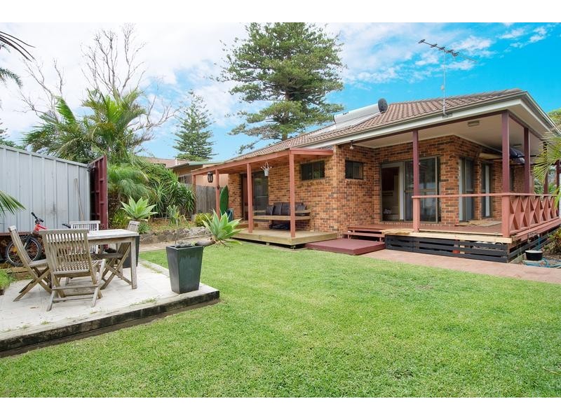 9 Malcolm Street, Narrabeen NSW 2101