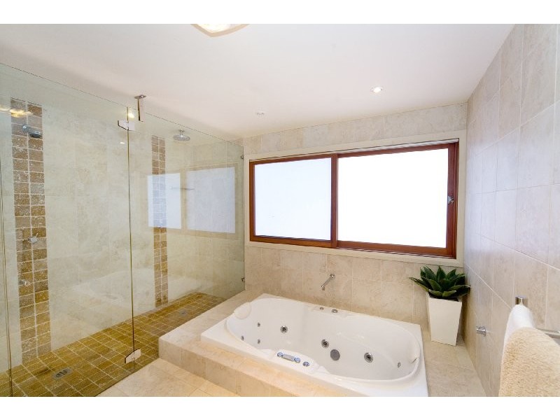18 Foxall Street, Elanora Heights NSW 2101
