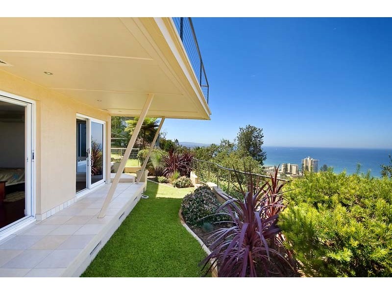 11 Edgecliff Boulevard, Collaroy NSW 2097