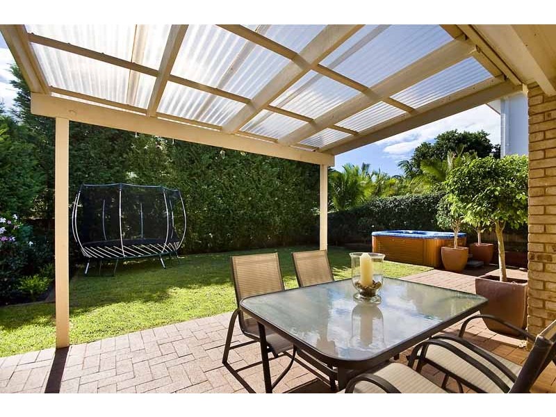 24 Waterside Grove, Warriewood NSW 2102