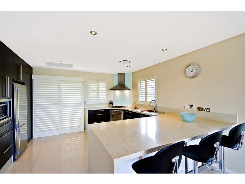 61 Headland Road, Curl Curl NSW 2096