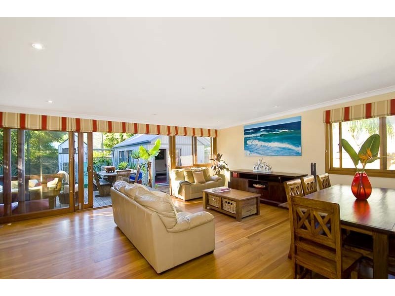 28 Windsor Parade, Narrabeen NSW 2101