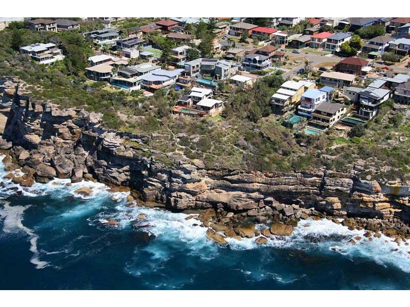 3 Bruce Lane, North Curl Curl NSW 2099