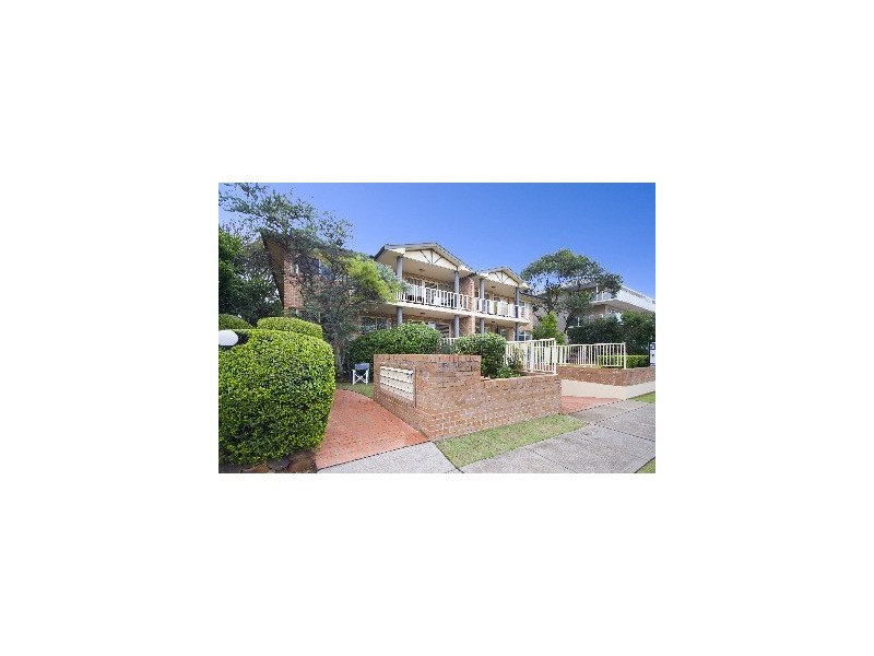 1/8-10 Clarke Street, Narrabeen NSW 2101