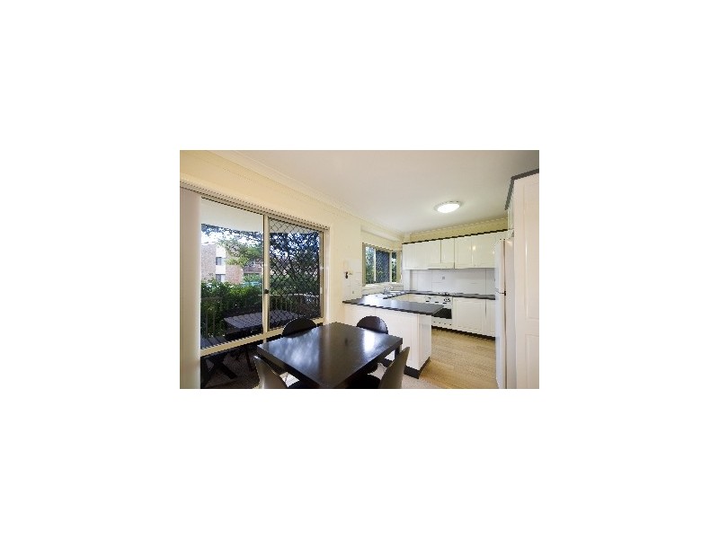 1/8-10 Clarke Street, Narrabeen NSW 2101