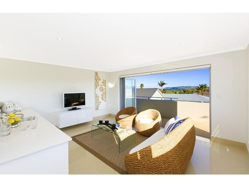 35 Pitt Road, North Curl Curl NSW 2099