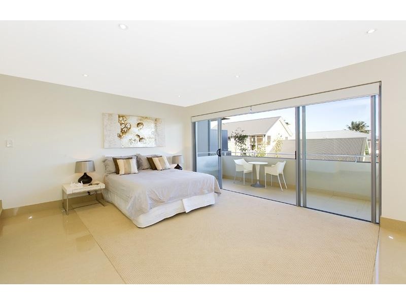 35 Pitt Road, North Curl Curl NSW 2099