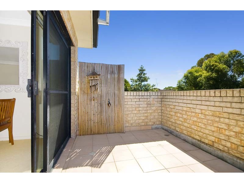 8/7 Holborn Avenue, Dee Why NSW 2099