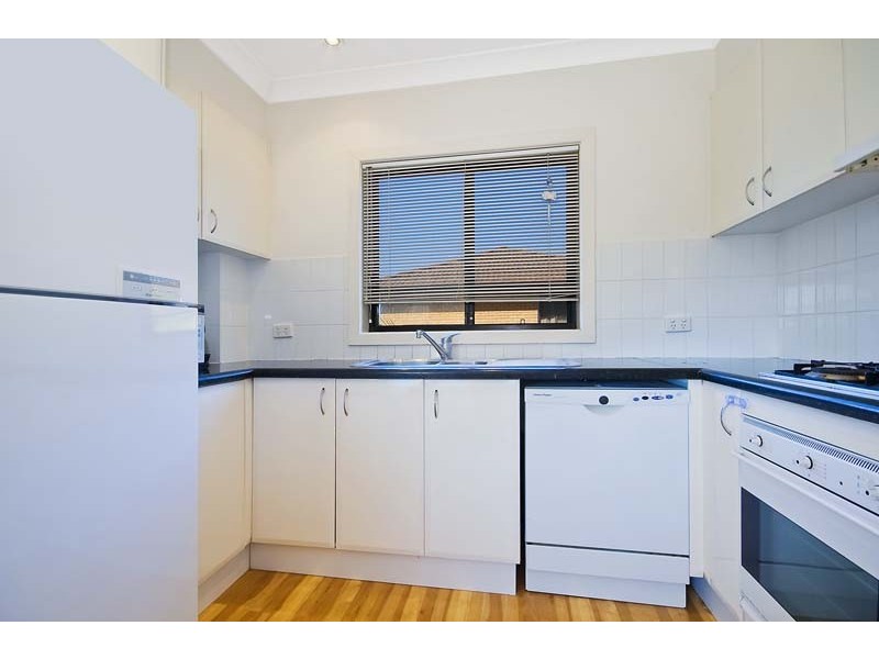 8/7 Holborn Avenue, Dee Why NSW 2099