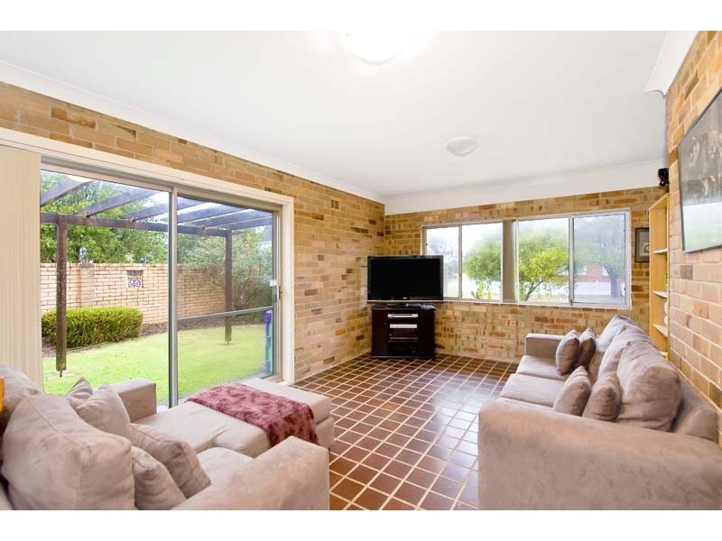 51 Gilles Crescent, Beacon Hill NSW 2100