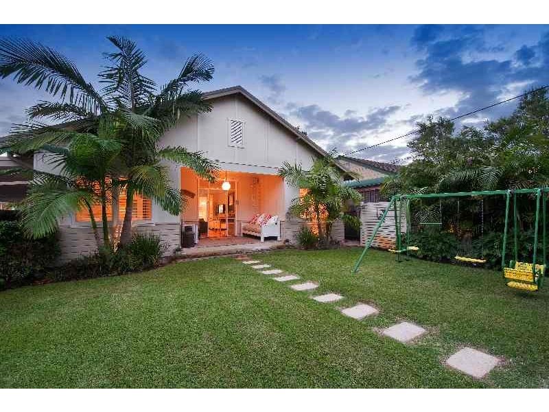 7 Bassett Street East, Mona Vale NSW 2103