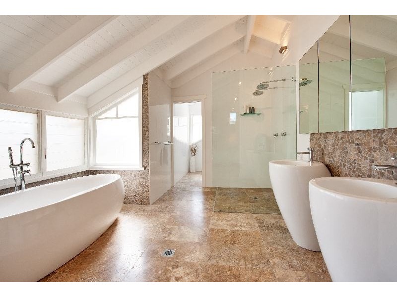 7 Bassett Street East, Mona Vale NSW 2103