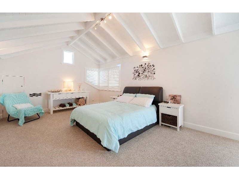 7 Bassett Street East, Mona Vale NSW 2103