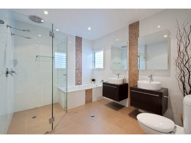 7 Bassett Street East, Mona Vale NSW 2103