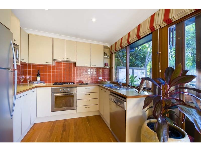 28 Windsor Parade, Narrabeen NSW 2101