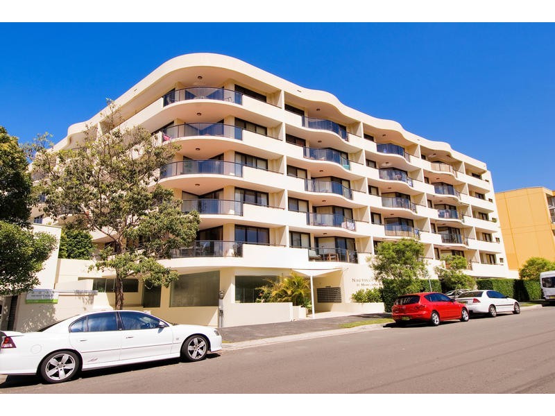209/11 Mooramba Road, Dee Why NSW 2099