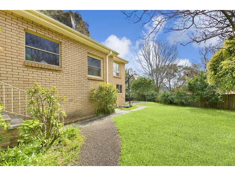 122 Parr Parade, Narraweena NSW 2099