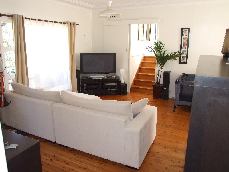 122 Parr Parade, Narraweena NSW 2099