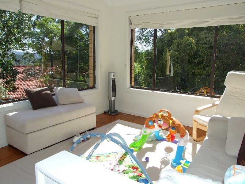 122 Parr Parade, Narraweena NSW 2099