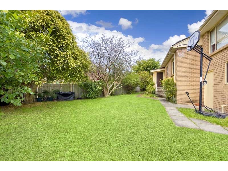 122 Parr Parade, Narraweena NSW 2099