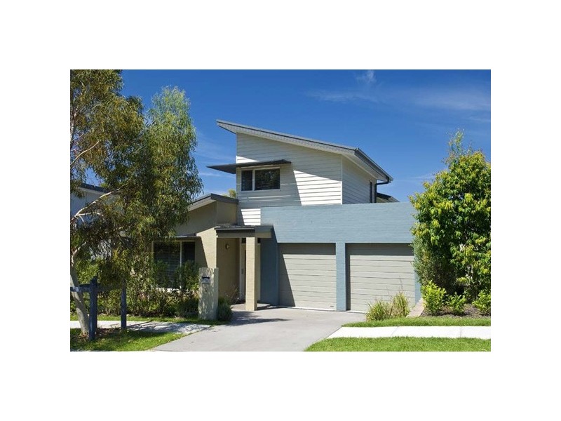 9 Orchard Street, Warriewood NSW 2102