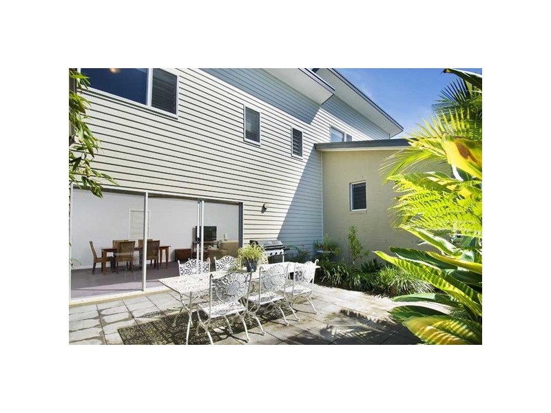 9 Orchard Street, Warriewood NSW 2102