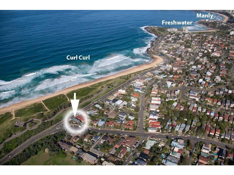 84 Carrington Parade, Curl Curl NSW 2096