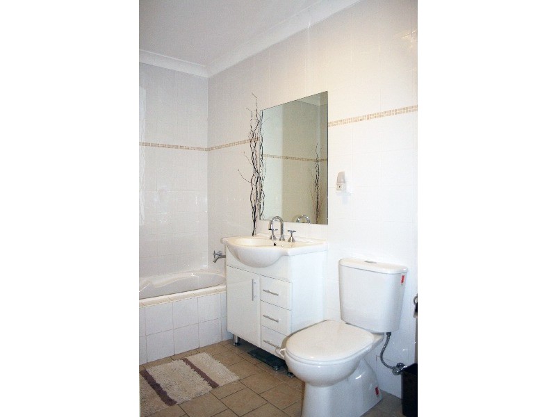 18/80 Old Pittwater Road, Brookvale NSW 2100