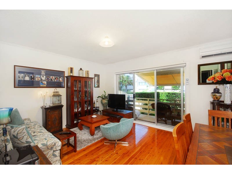 2/91 Lagoon Street, Narrabeen NSW 2101