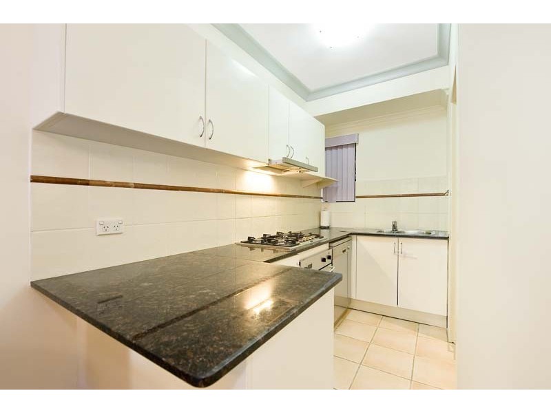 2/5  Delmar Parade, Dee Why NSW 2099