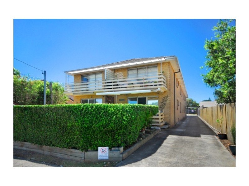 2/91 Lagoon Street, Narrabeen NSW 2101